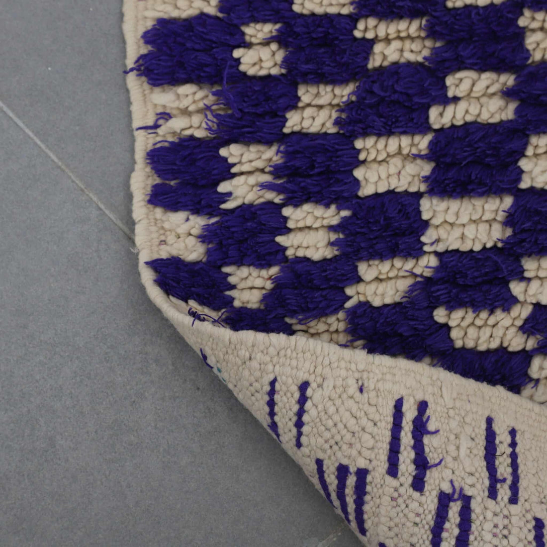 Handmade Moroccan Beni Ouarain Rug 95cm x 95cm – Purple Checkered Wool Carpet