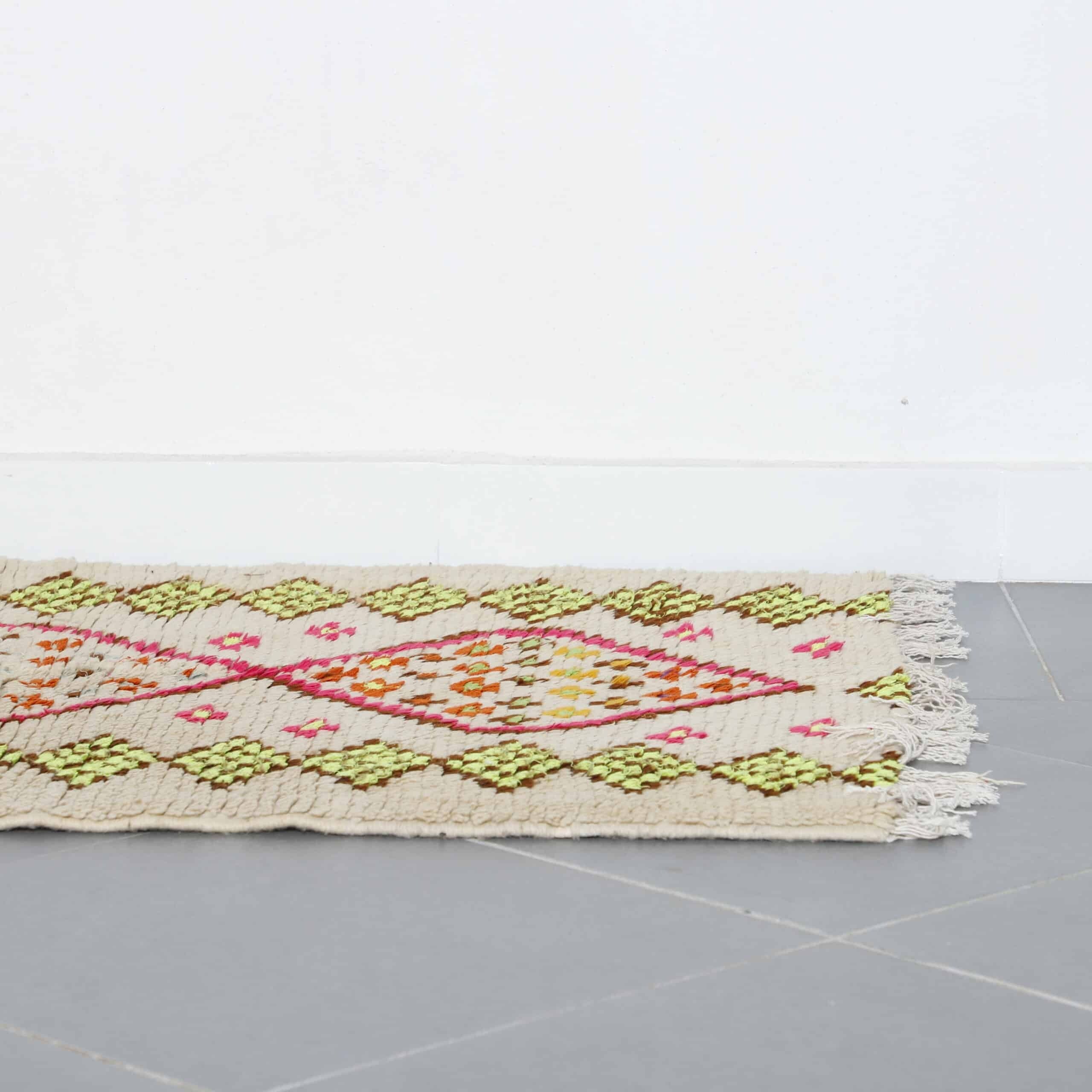 Handmade Colorful Moroccan Azilal Rug 175cm x 122cm – Bright Wool Berber Carpet