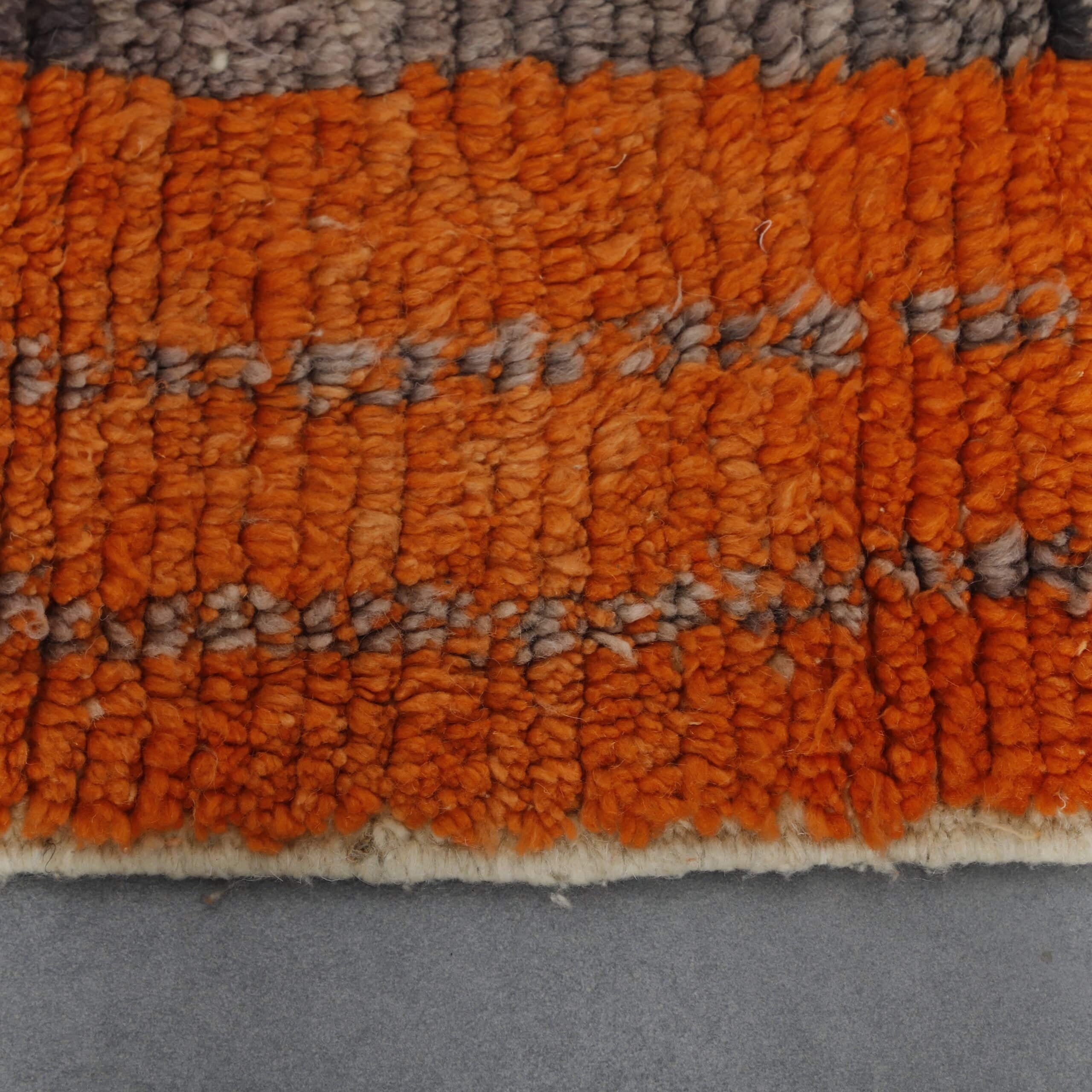 Colorful Moroccan Boujaad Rug 180cm x 120cm – Handmade Wool Carpet from Morocco
