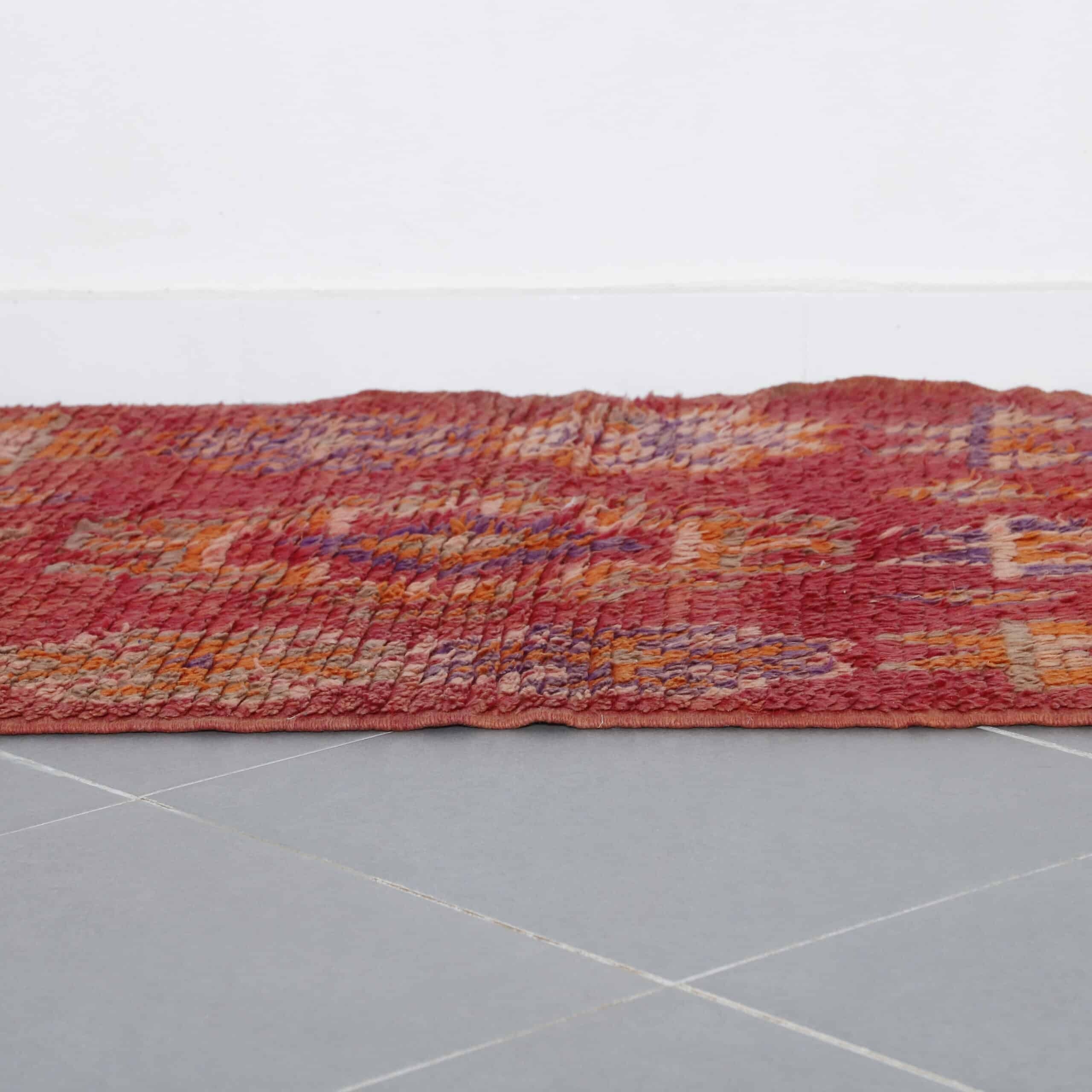 Moroccan Berber Rug 154cm x 103cm – Handwoven Red Wool Carpet