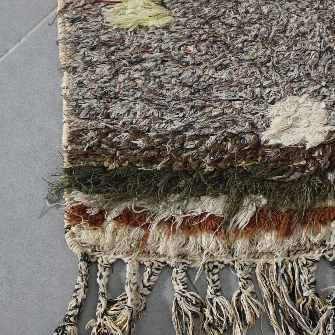 Handmade Moroccan Beni Ouarain Rug 197cm x 87cm – Abstract Symbolic Wool Carpet