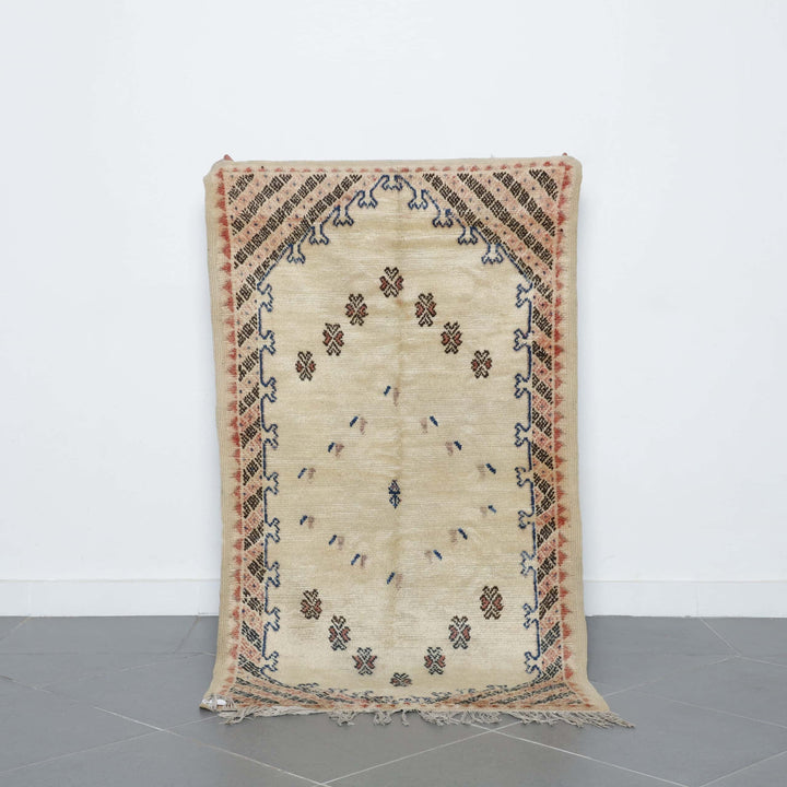 Vintage Moroccan Berber Rug – Handmade Wool Carpet with Geometric Patterns