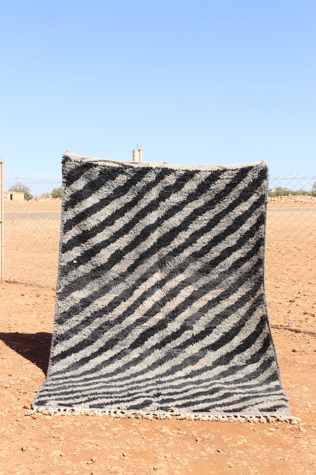 Handmade Moroccan Abstract Rug Gray and Black Style