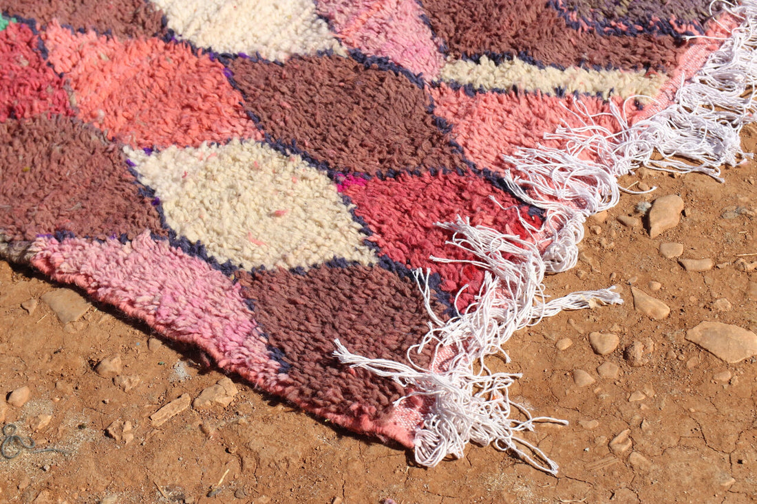 Abstract Checkered Rug - image 3