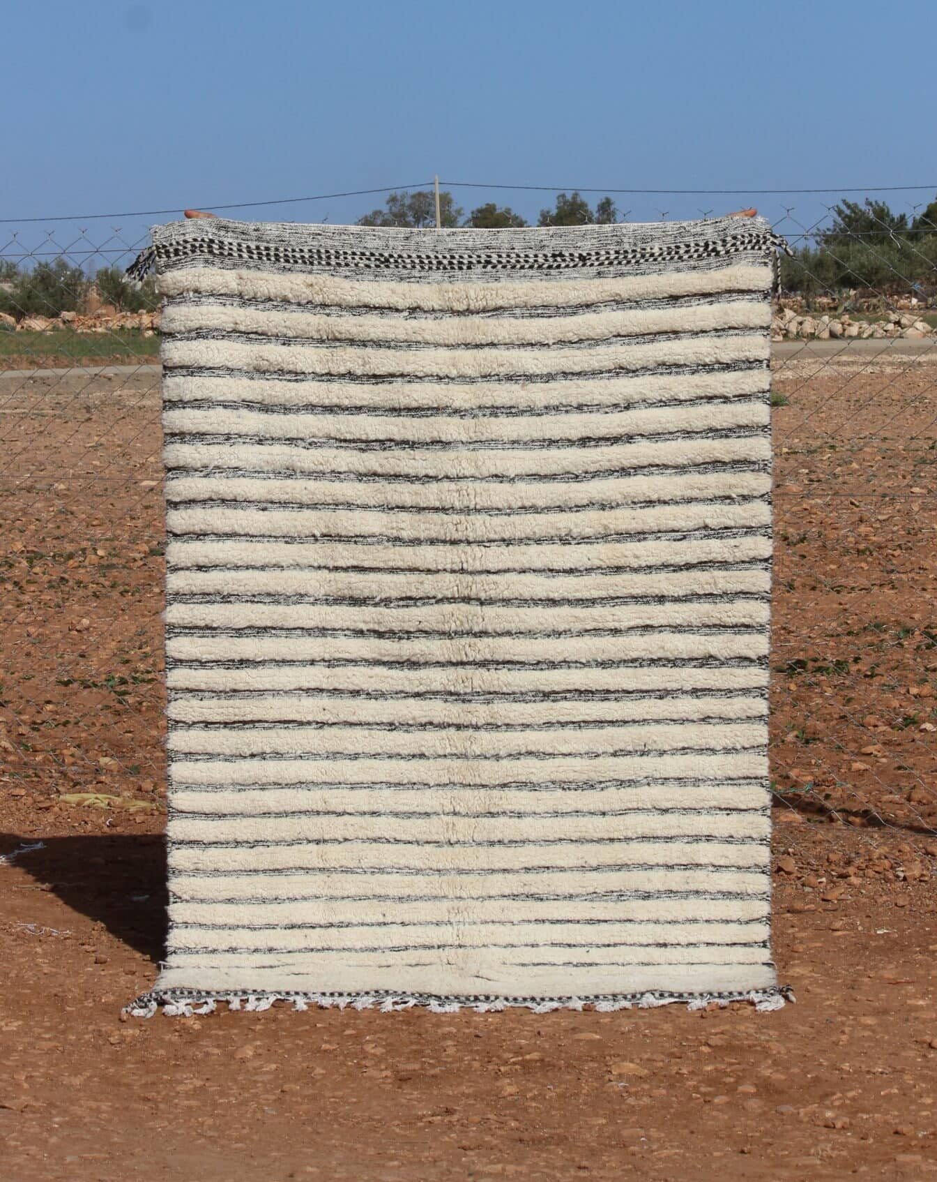 Handwoven White Rug - Minimalist Moroccan Style