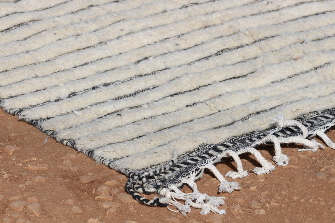 Handwoven White Rug - Minimalist Moroccan Style - image 4