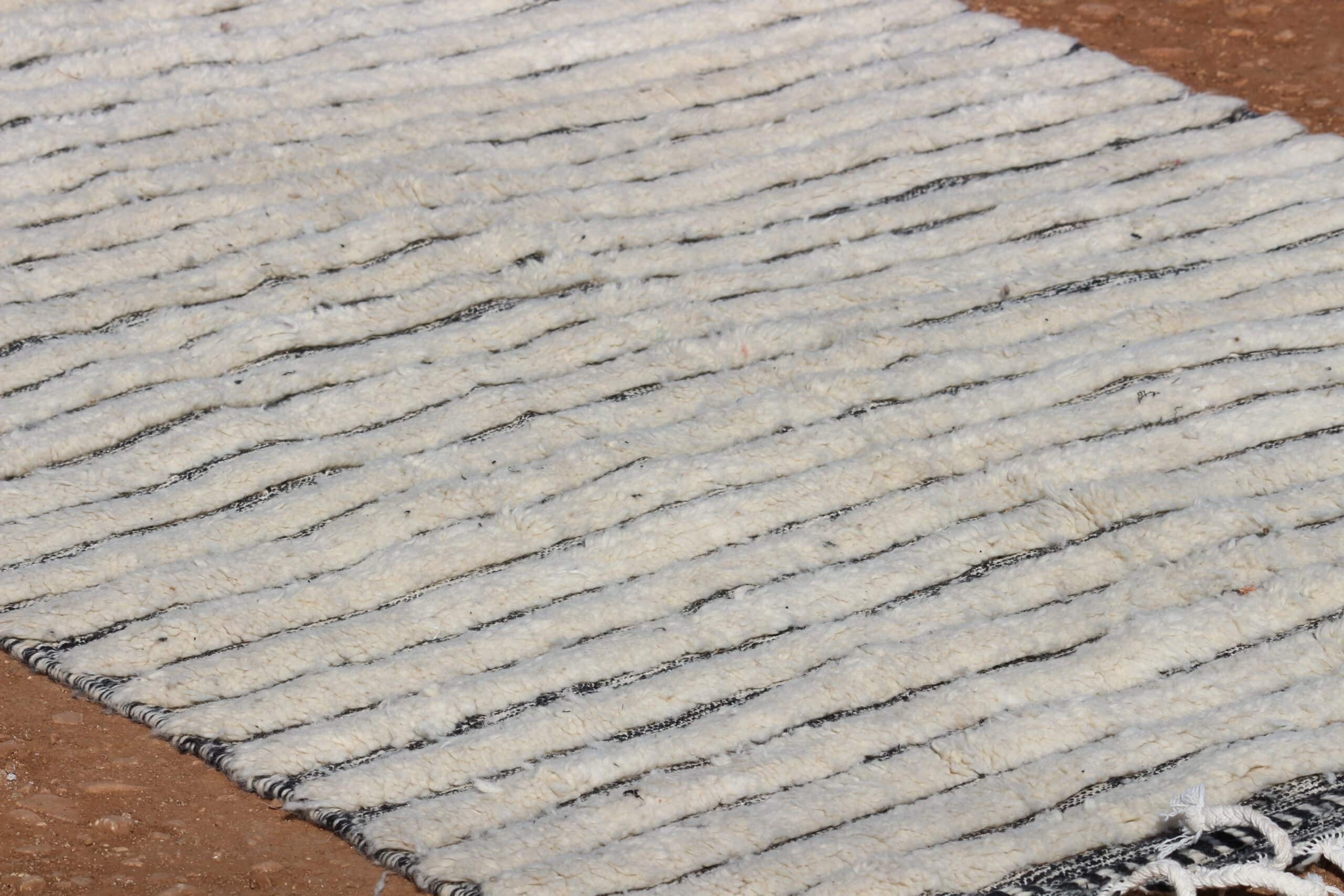 Handwoven White Rug - Minimalist Moroccan Style - image 5