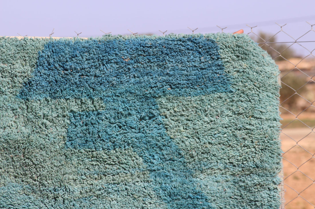 Moroccan Handwoven Abstract Rug - image 3