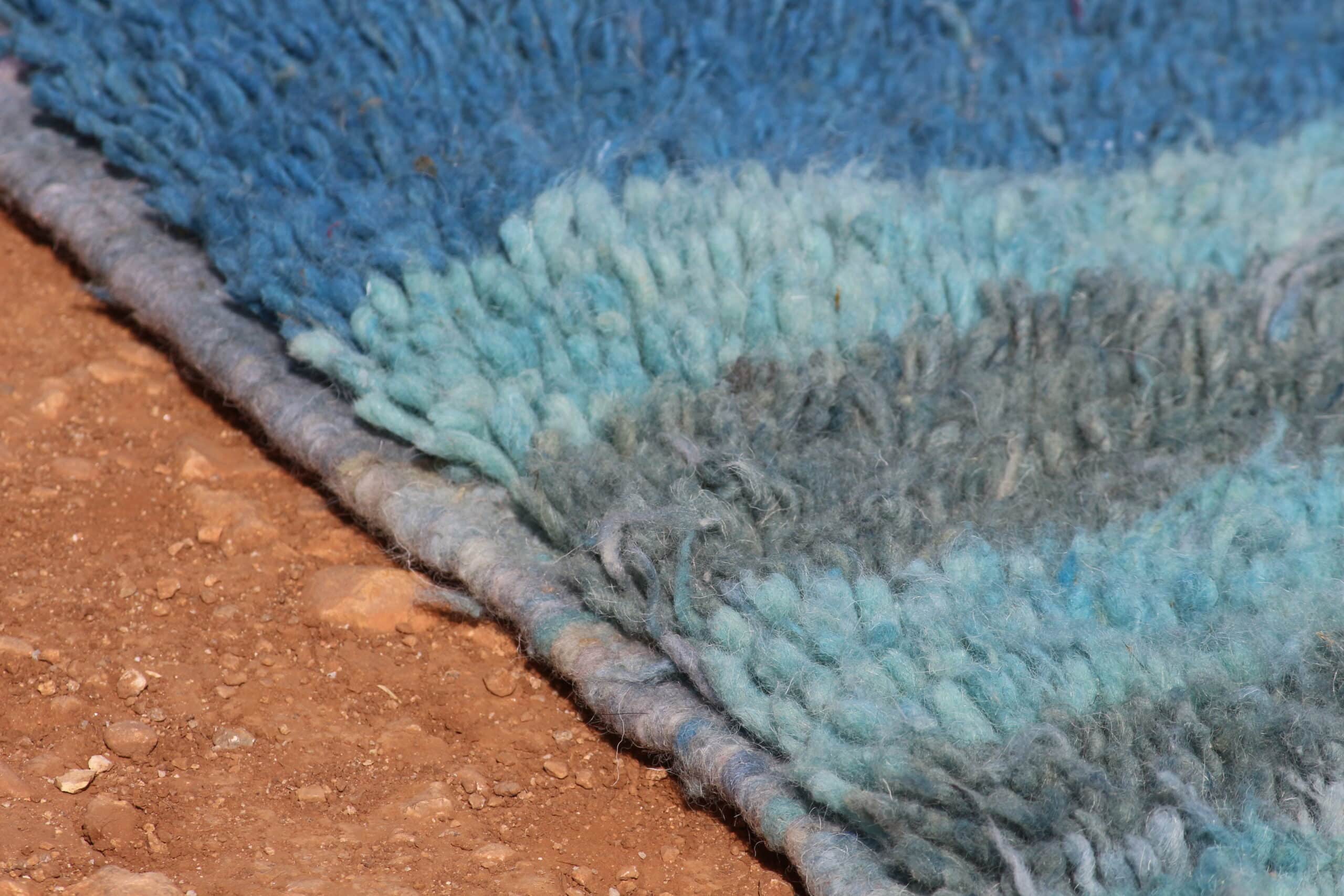 Moroccan Handwoven Abstract Rug - image 7