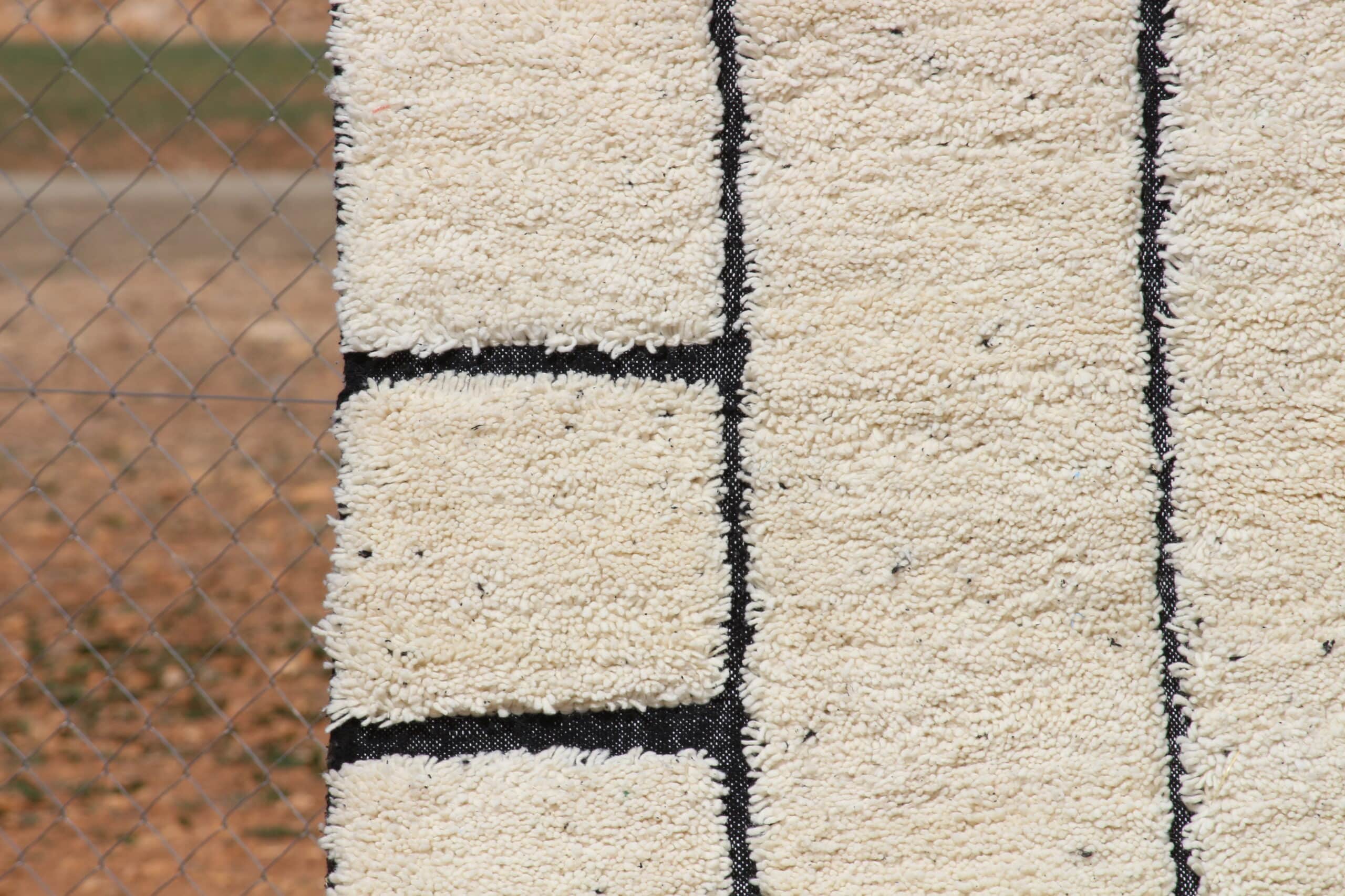 Hand Berber Rug - Beniourain - image 3