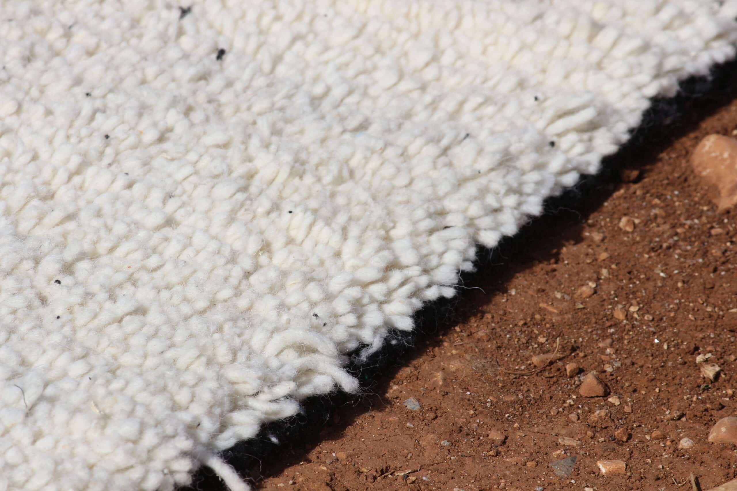 Hand Berber Rug - Beniourain - image 5