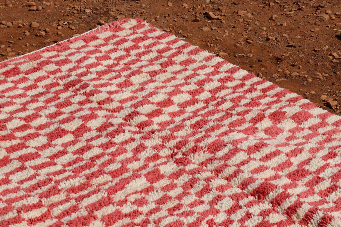 Modern Abstract Checkered Rug - image 6