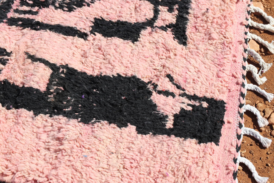 Elegant Moroccan Berber Geometric Rug - image 4