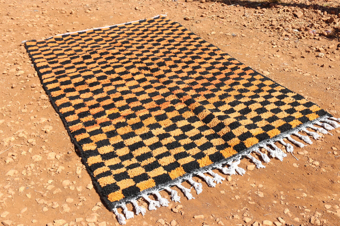 Colorful Rug in black and orange - image 2