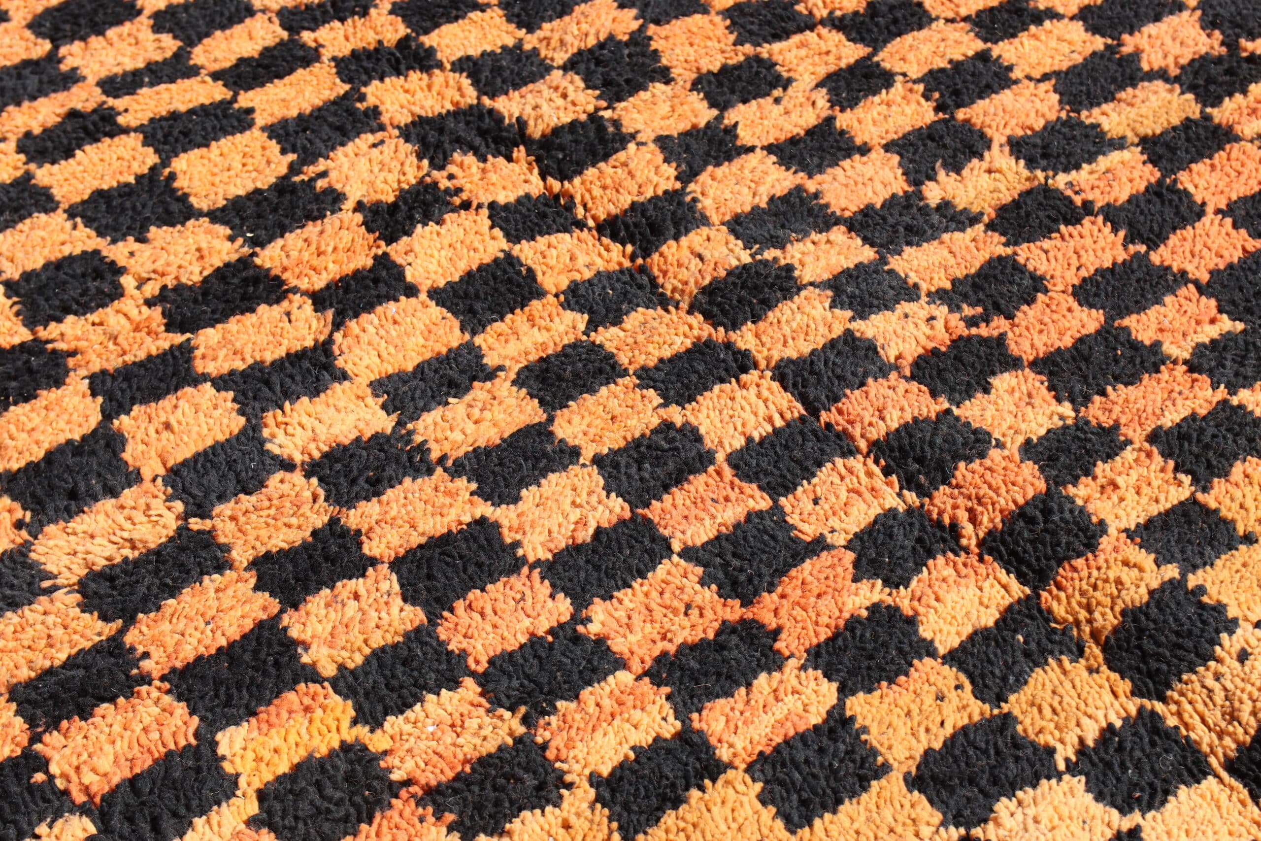 Colorful Rug in black and orange - image 6