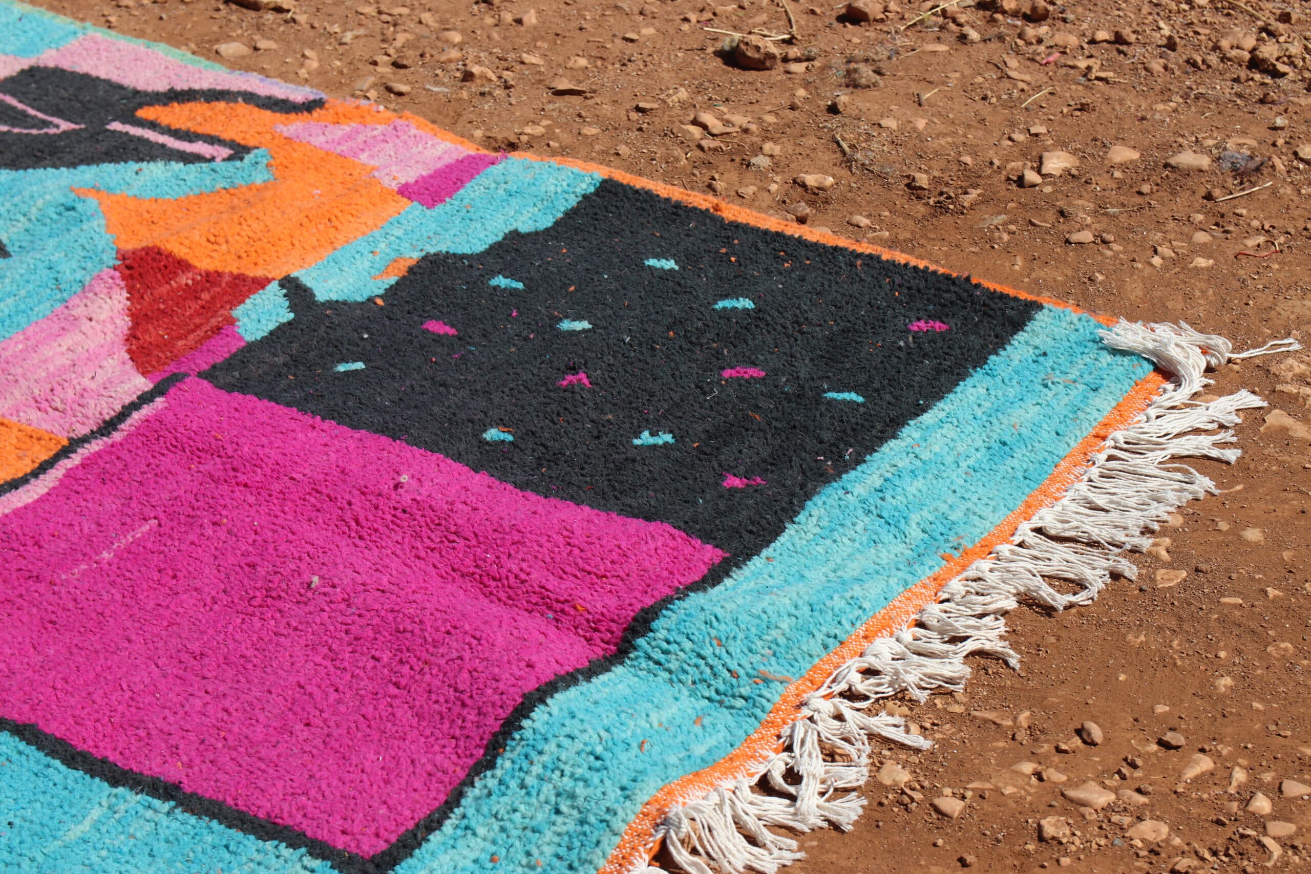 Contemporary Abstract Shag Rug - image 3