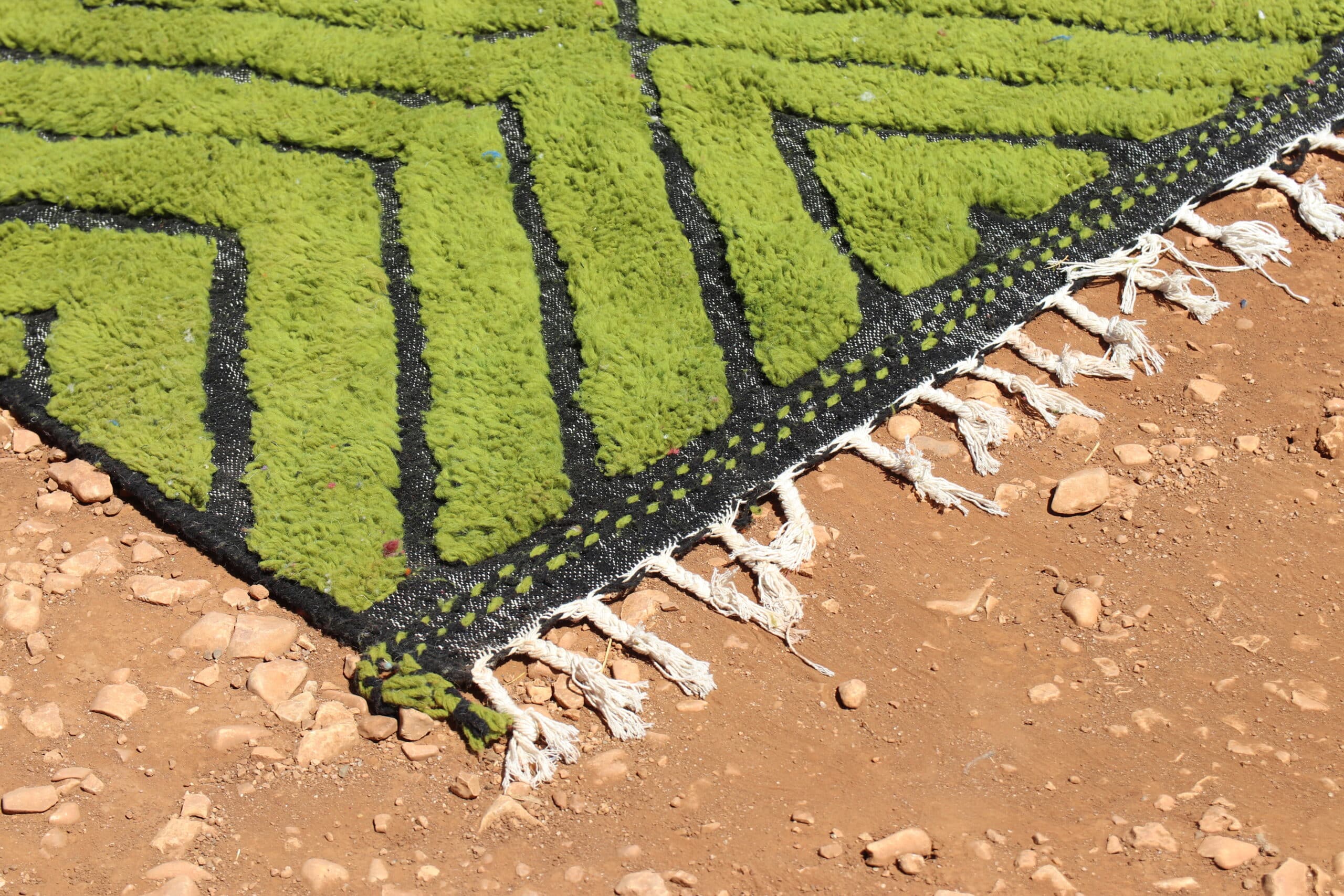 Abstract Green Rug - image 3