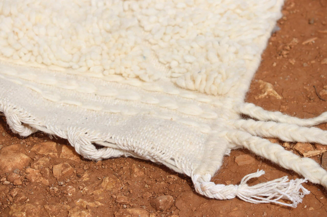 Chic Moroccan Boho Style Rug - image 4