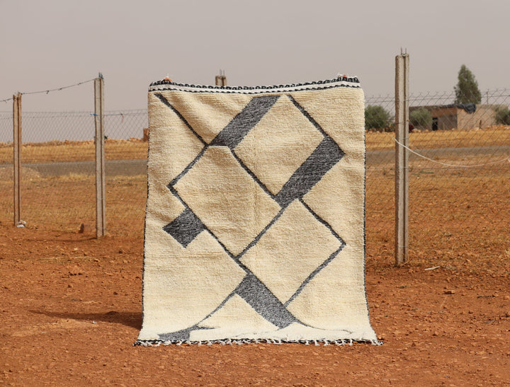Moroccan contemporary rug