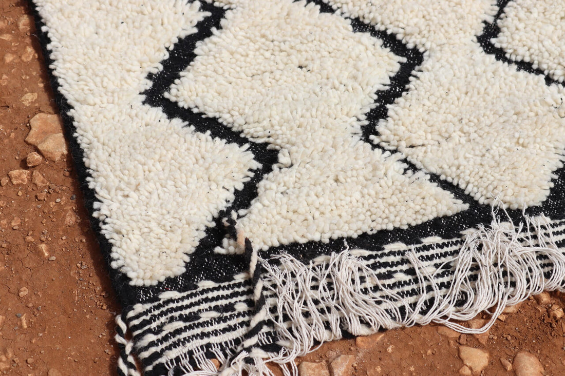 Stylish Contemporary Area Rug - image 4
