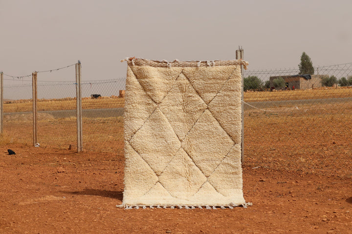 Elegant White Moroccan Rug