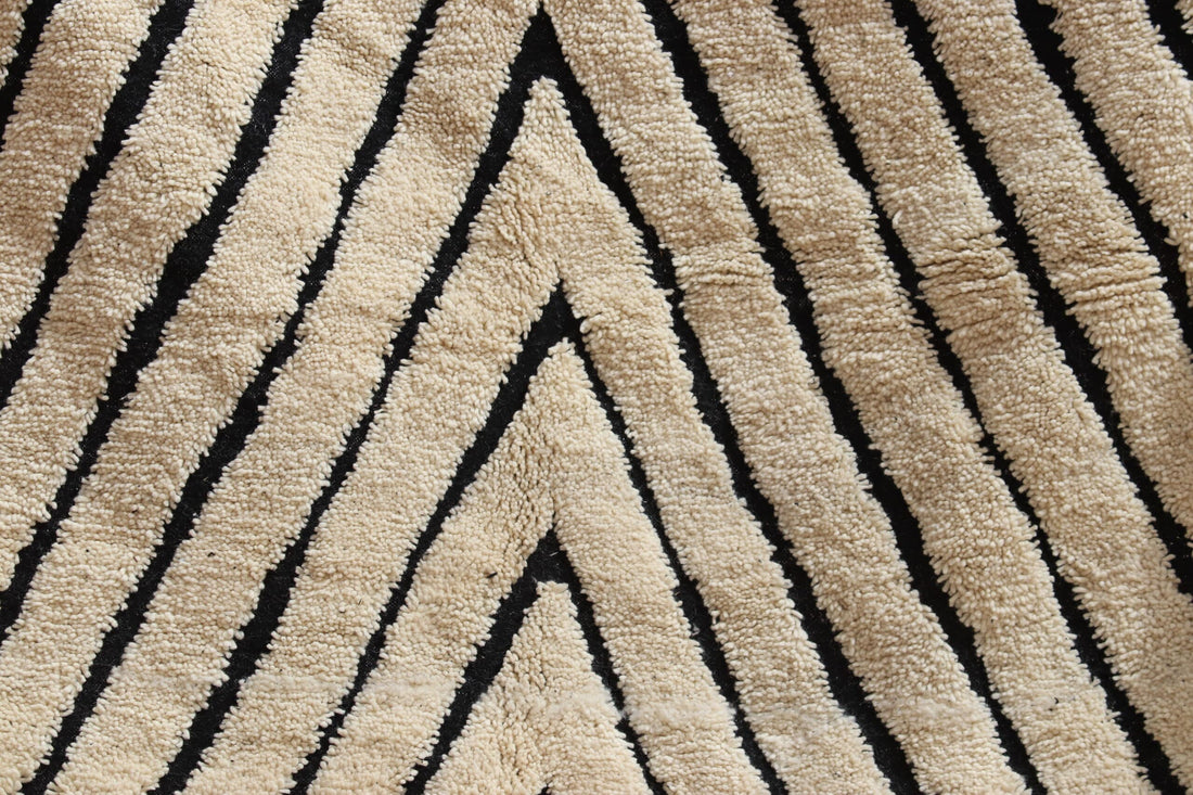 Black and white striped rug - image 2