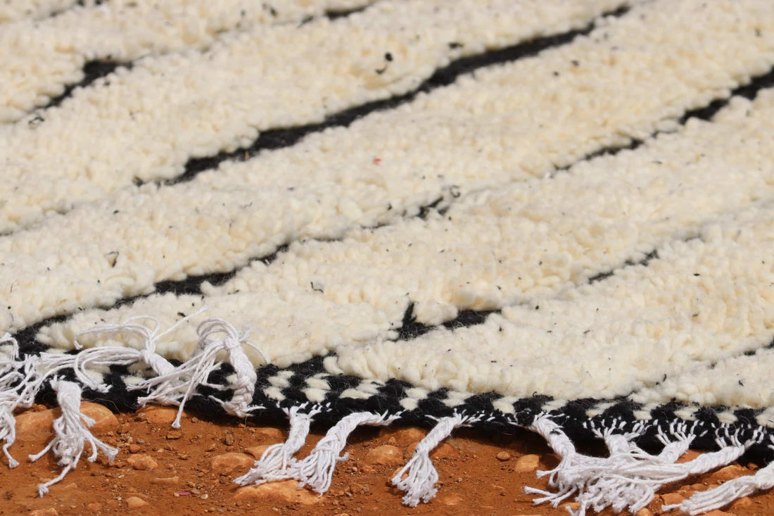 Black and white striped rug - image 4