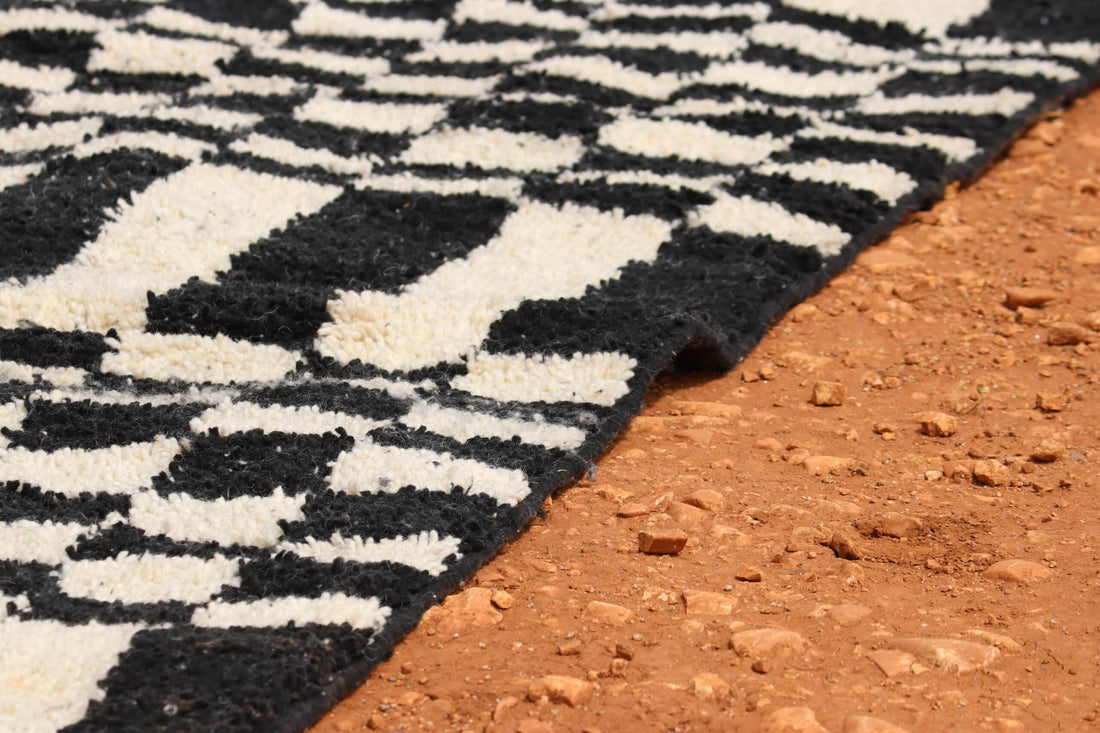 Black and white checkered rug - image 3