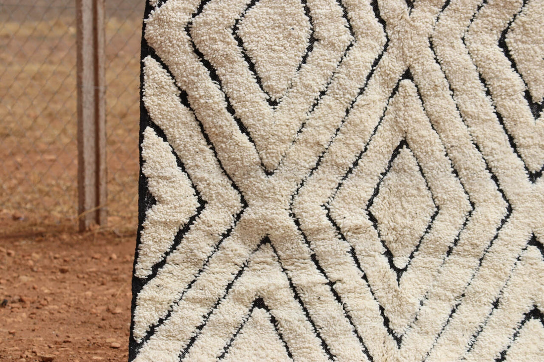 Diamond Pattern Rug - image 3