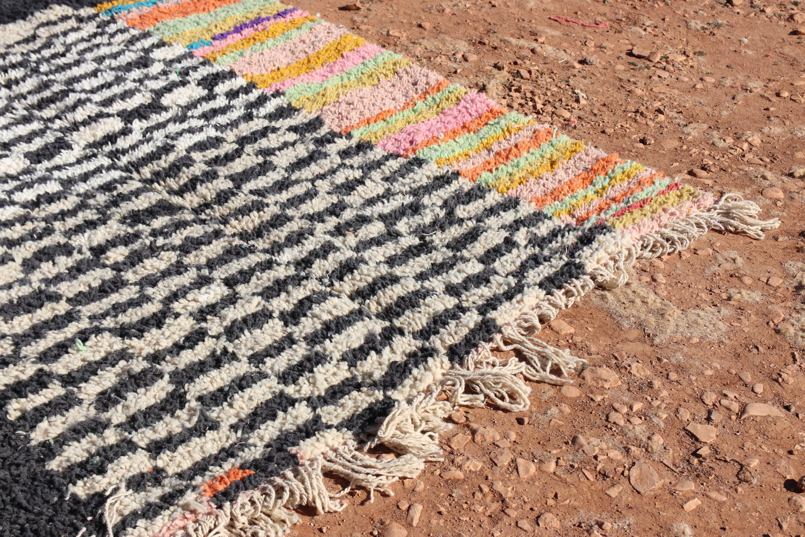 Minimalist Abstract Rug - image 3