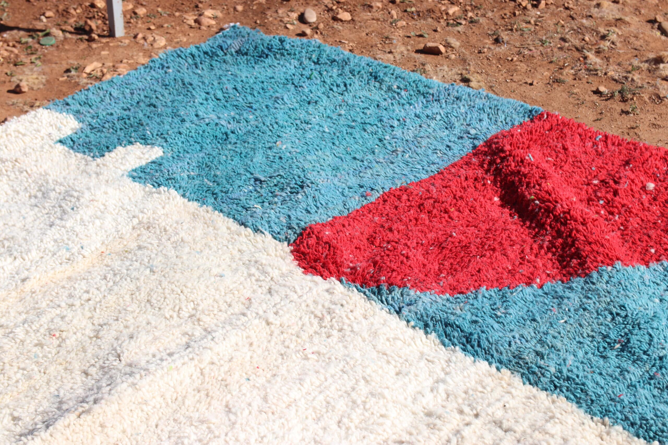 Luxury Abstract Rug - image 2