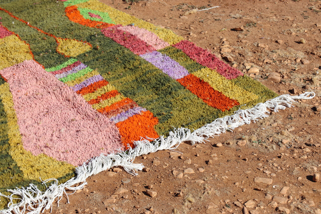 Abstract Design Rug - image 4