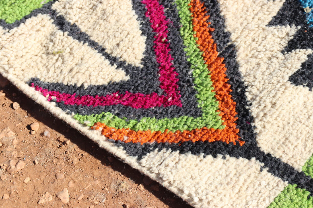 White Berber Abstract Rug - image 6