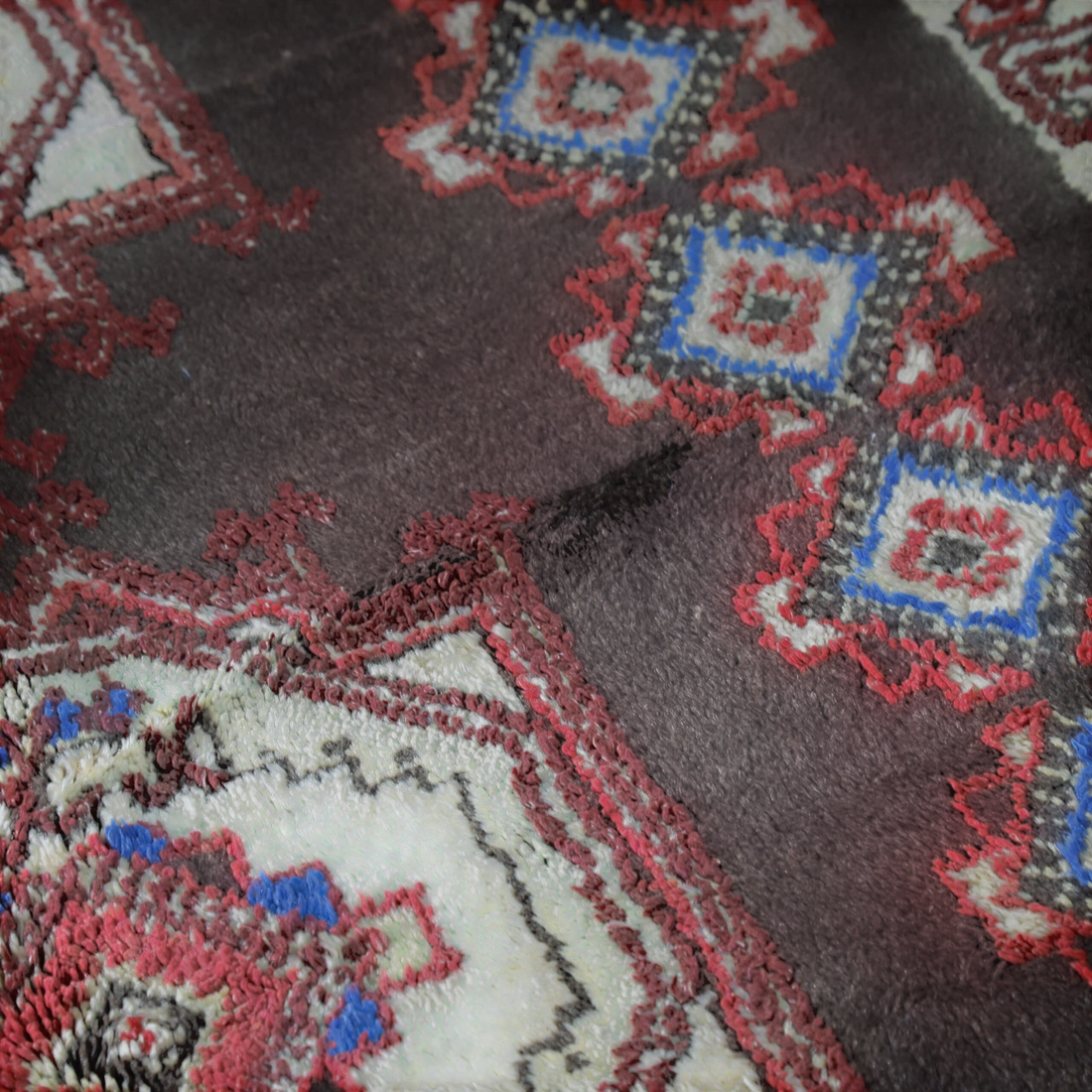 Taznakht Carpet 9.8×5.3 Ft – Handmade Moroccan Vintage