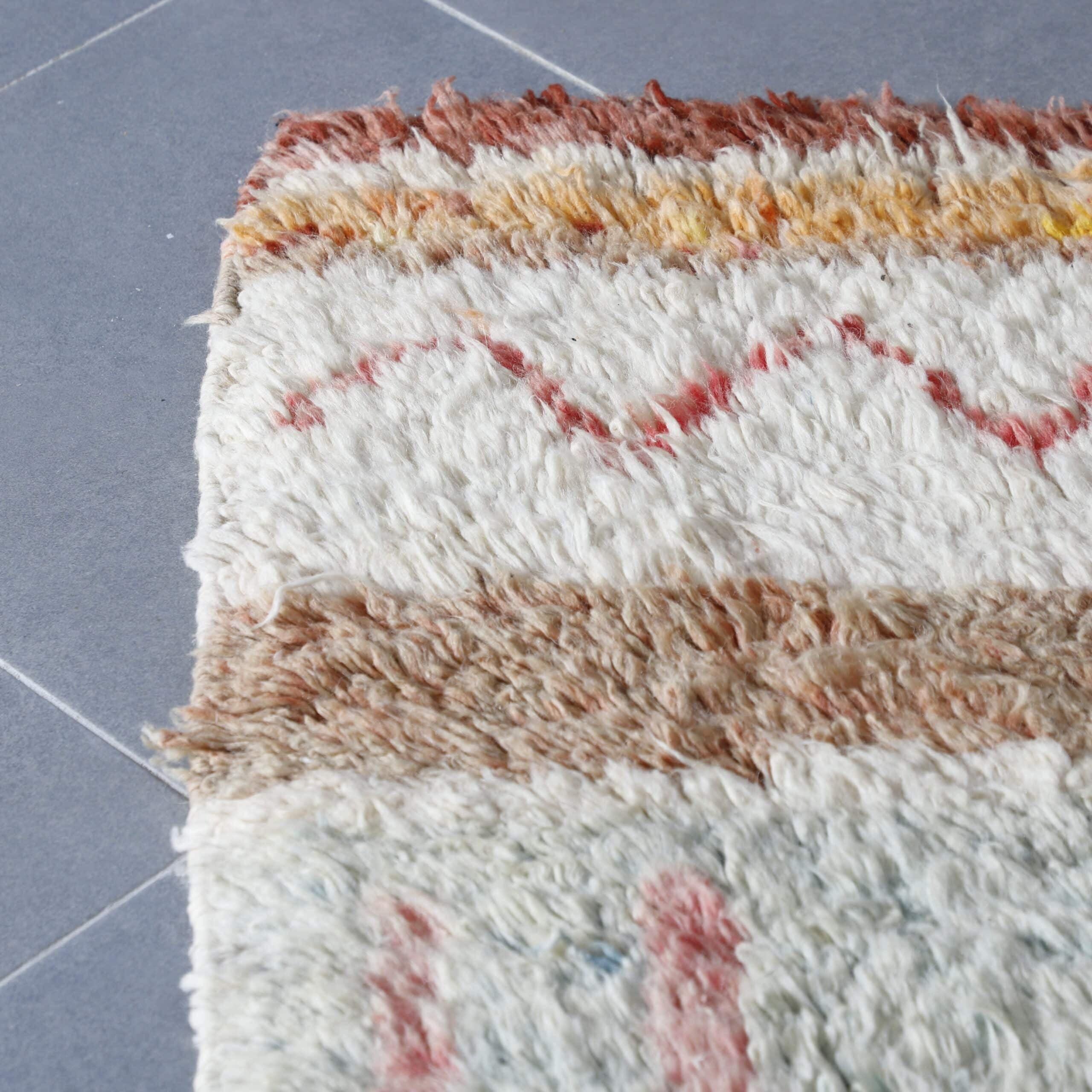 Boujaad Rug 7.9×5.1 ft – Handmade Wool