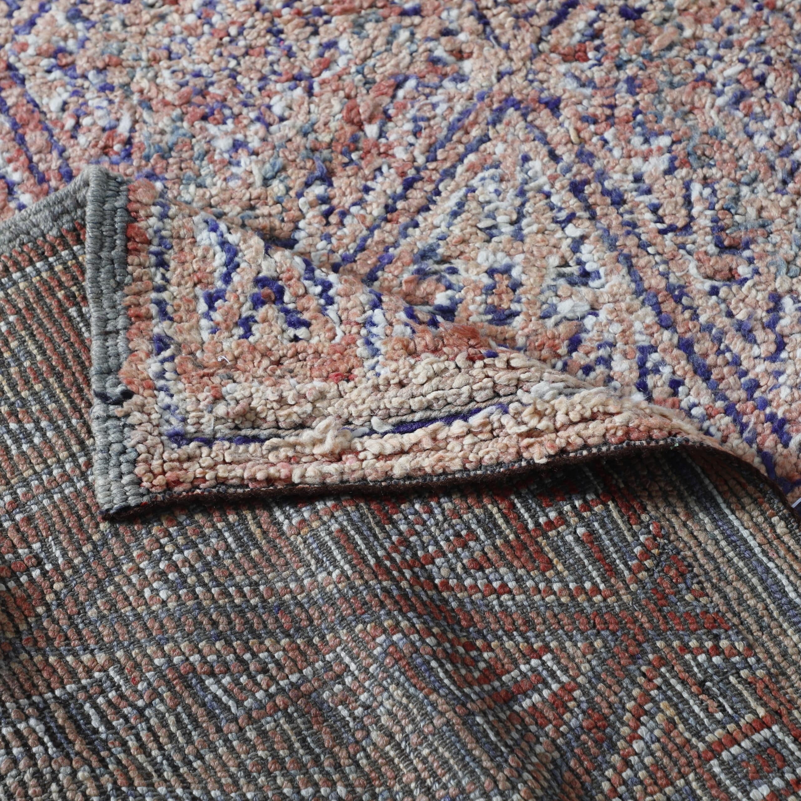 Vintage Beni Mguild Rug 9.4×6.6 Ft – Moroccan Wool Carpet