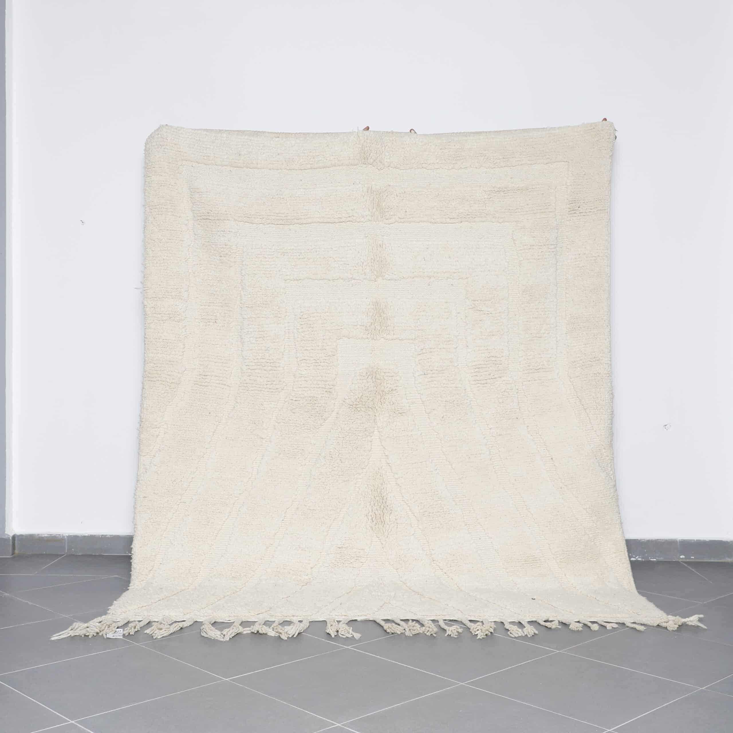 Beni Ourain Rug 8.2×6.9 Ft – Handmade Moroccan Wool