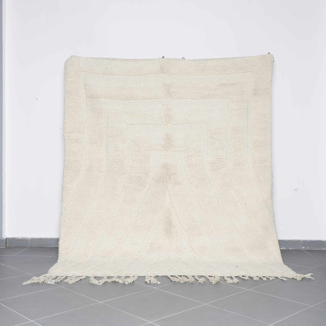 Beni Ourain Rug 8.2×6.9 Ft – Handmade Moroccan Wool