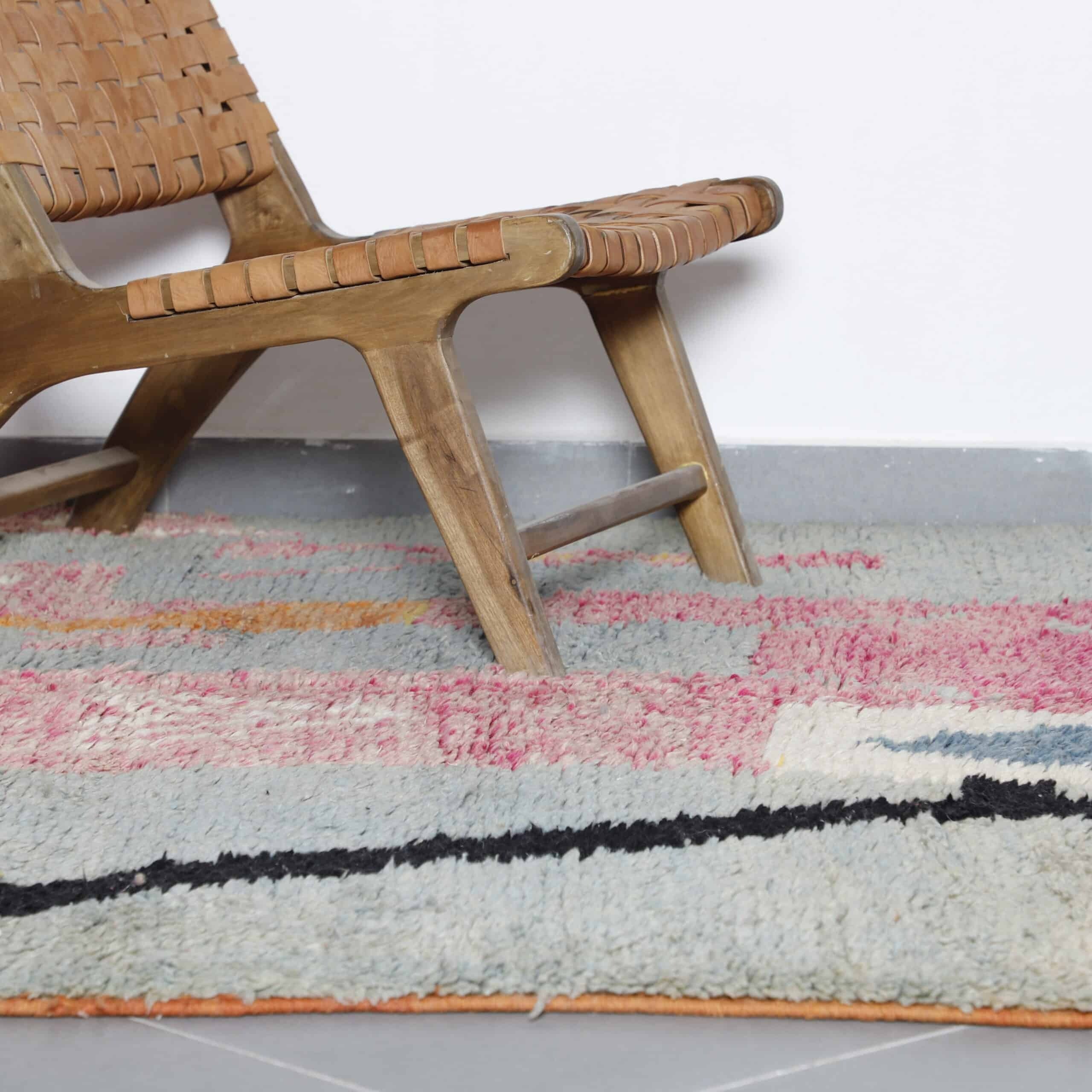 Boujaad Rug 9.5×6.5 Ft – Handmade Moroccan Wool Carpet