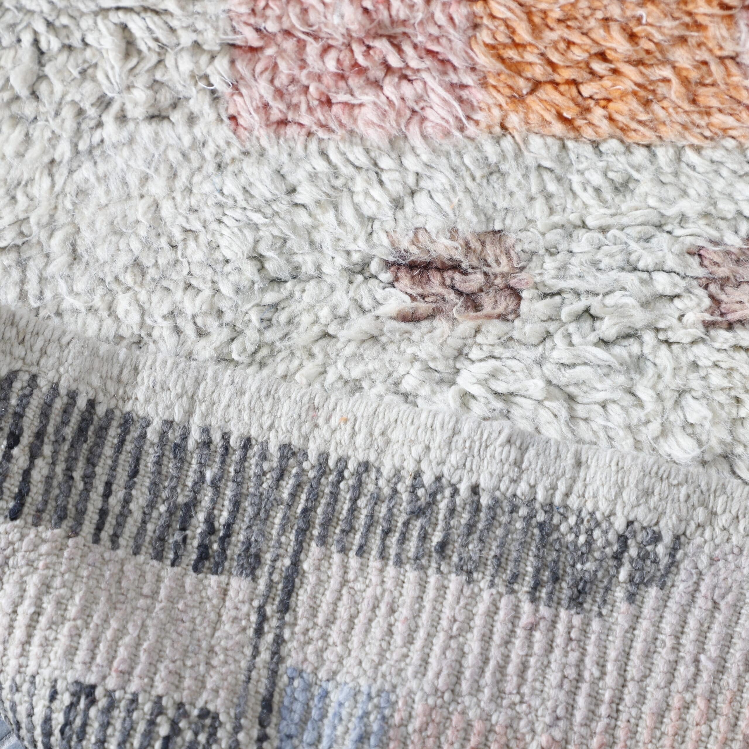 Soft Boujaad Rug 7.5×5.6 Ft – Handmade Moroccan Wool Carpet