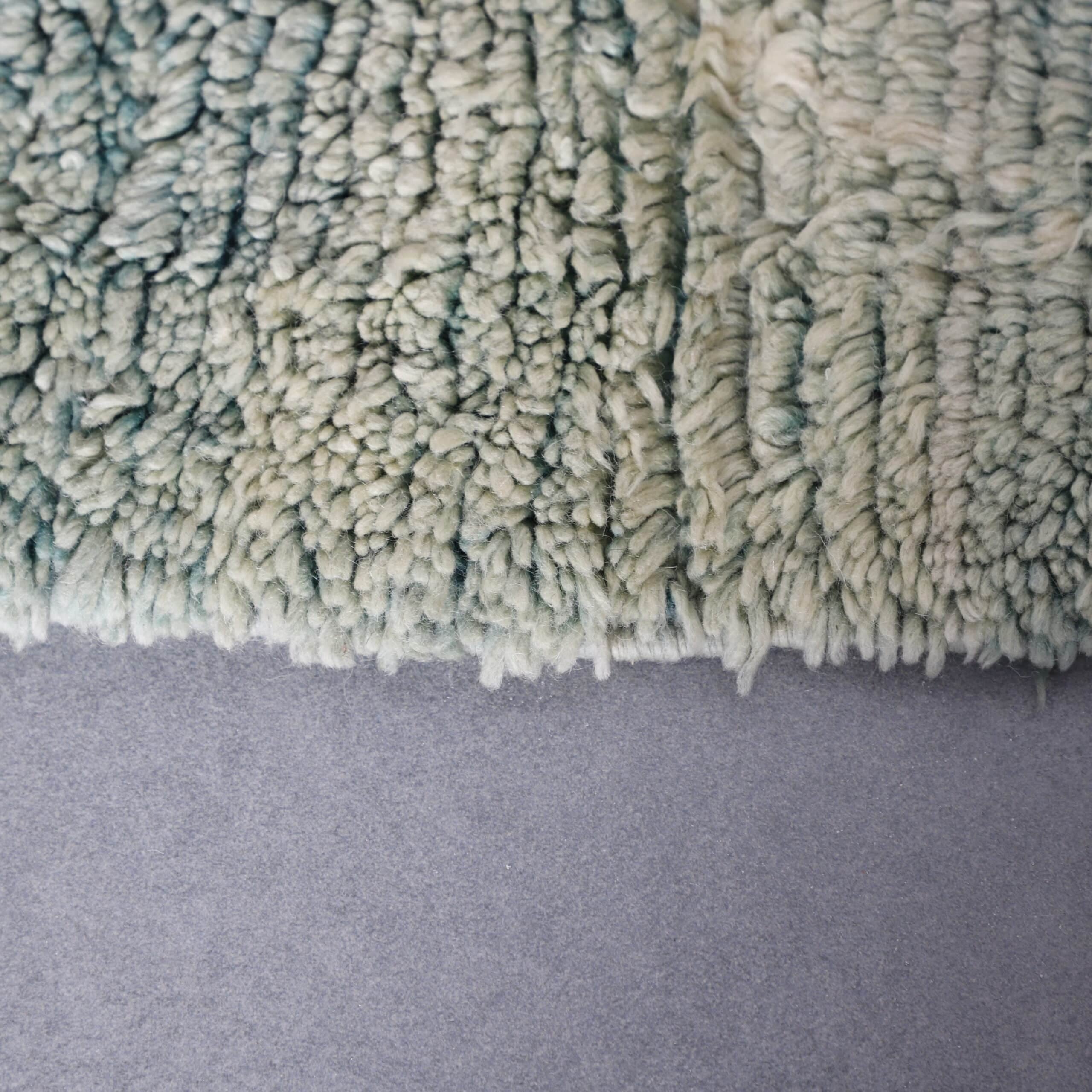 Boujaad Rug 7.9×5.1 Ft – Authentic Moroccan Wool Carpet