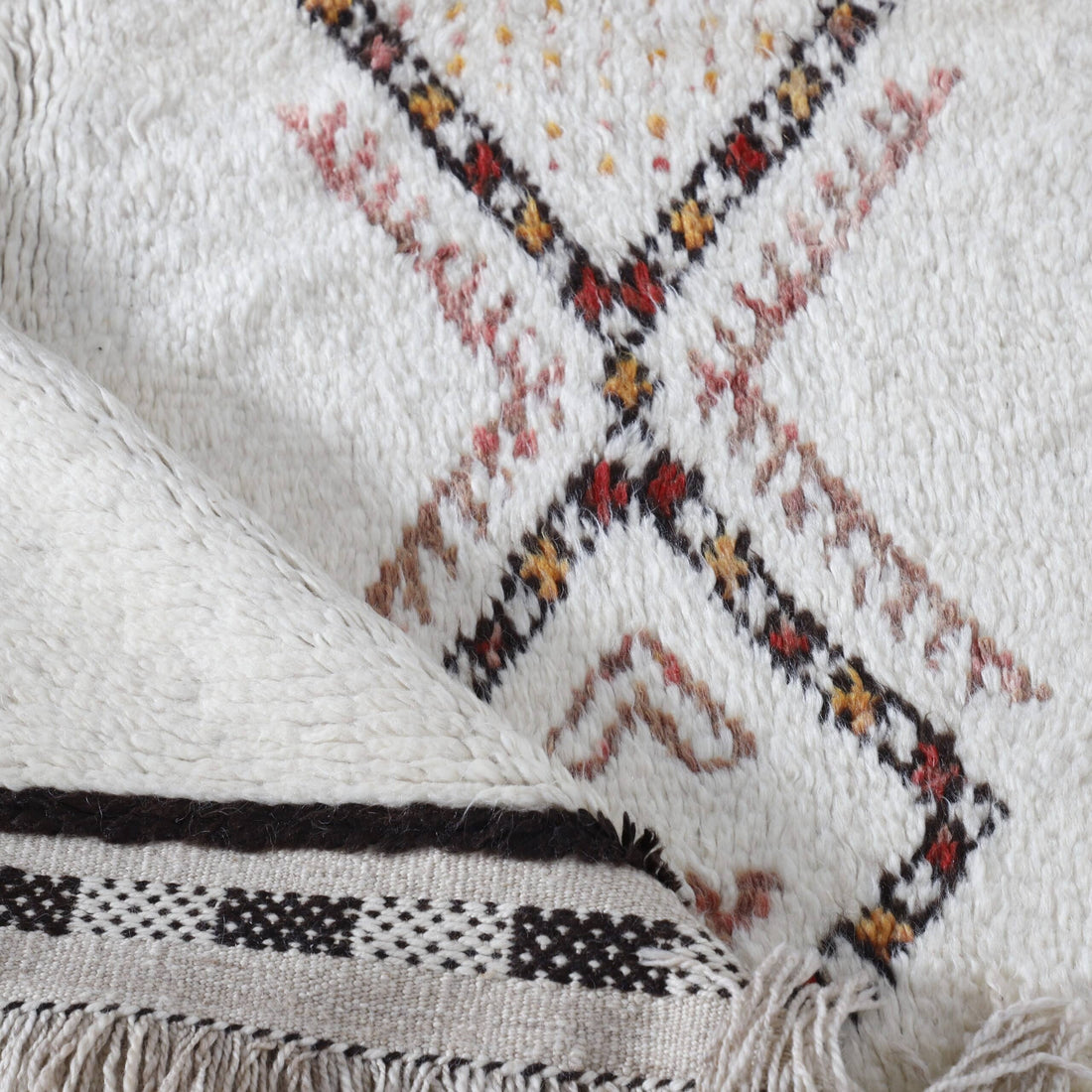 Taznakht Rug 7.1×5.7 Ft – Authentic Moroccan Wool Carpet