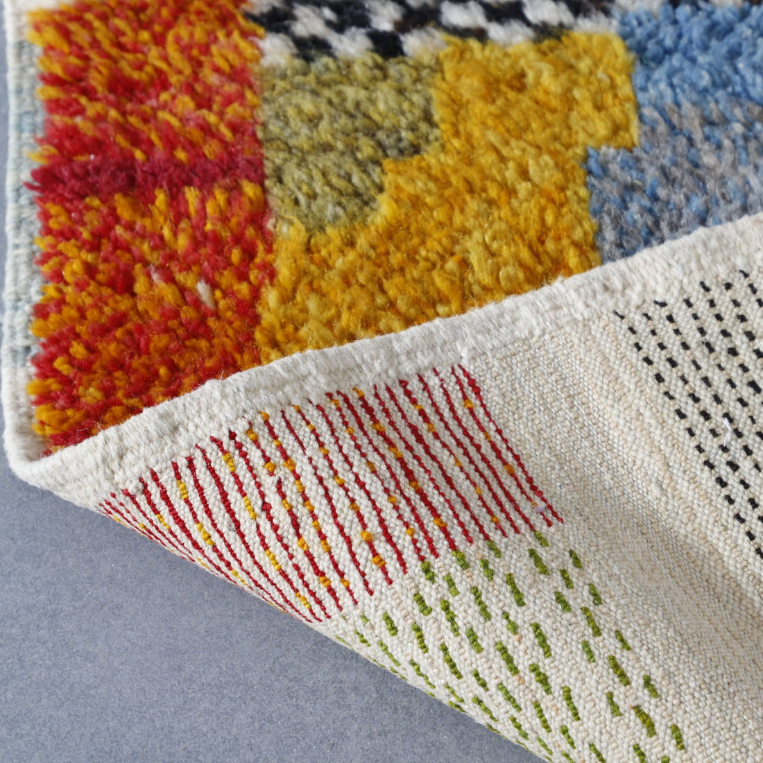 Colorful Taznakht Rug 5.2×4.7 Ft – Handmade Moroccan Wool Carpet