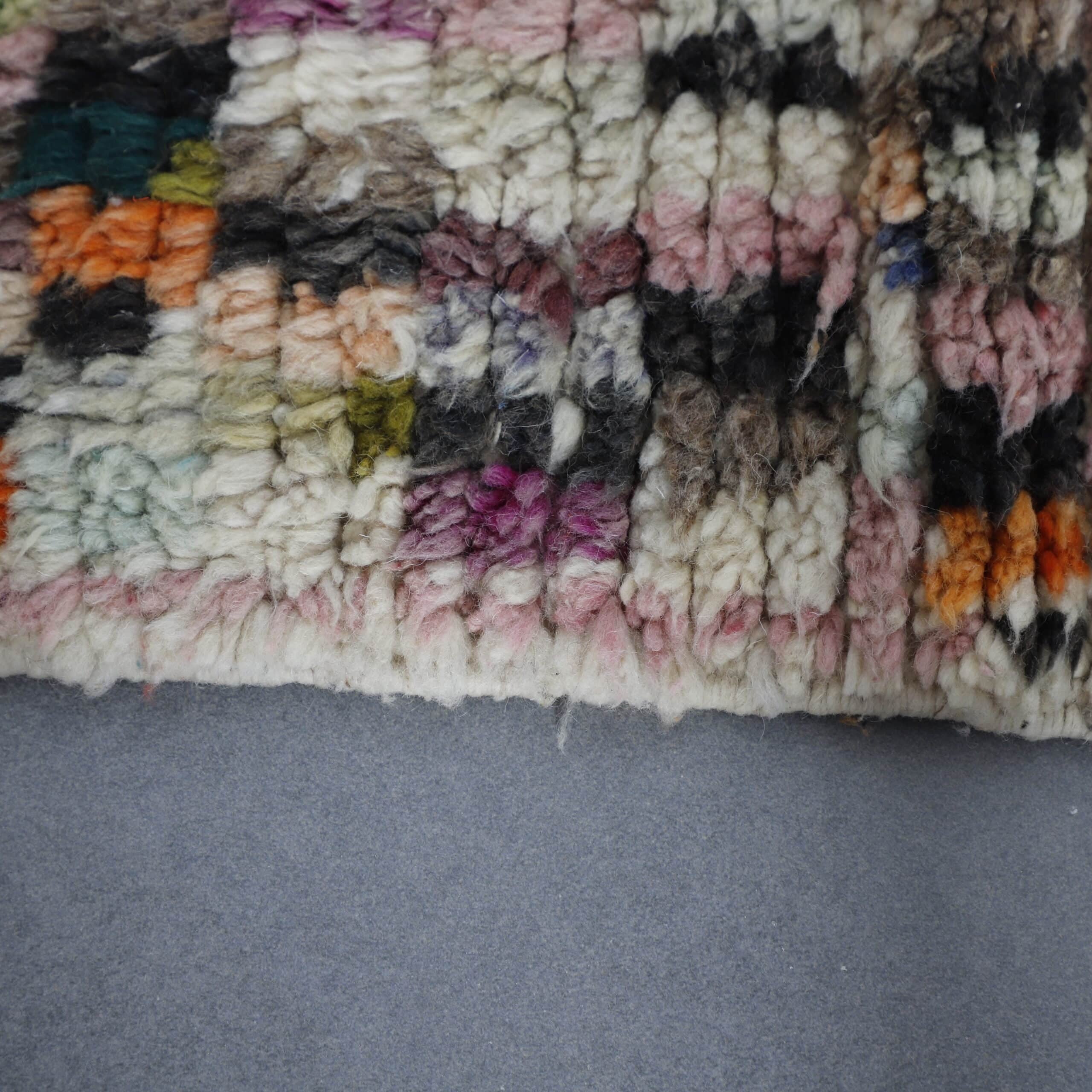 Geometric Boujaad Rug 8.2×5.2 Ft – Handmade Moroccan Wool Carpet