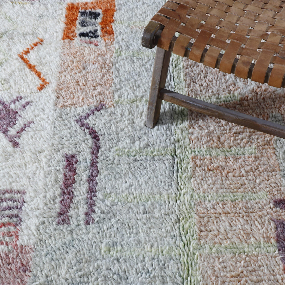 Boujaad Carpet 7.8×5.1 Ft – Handmade Moroccan Rug