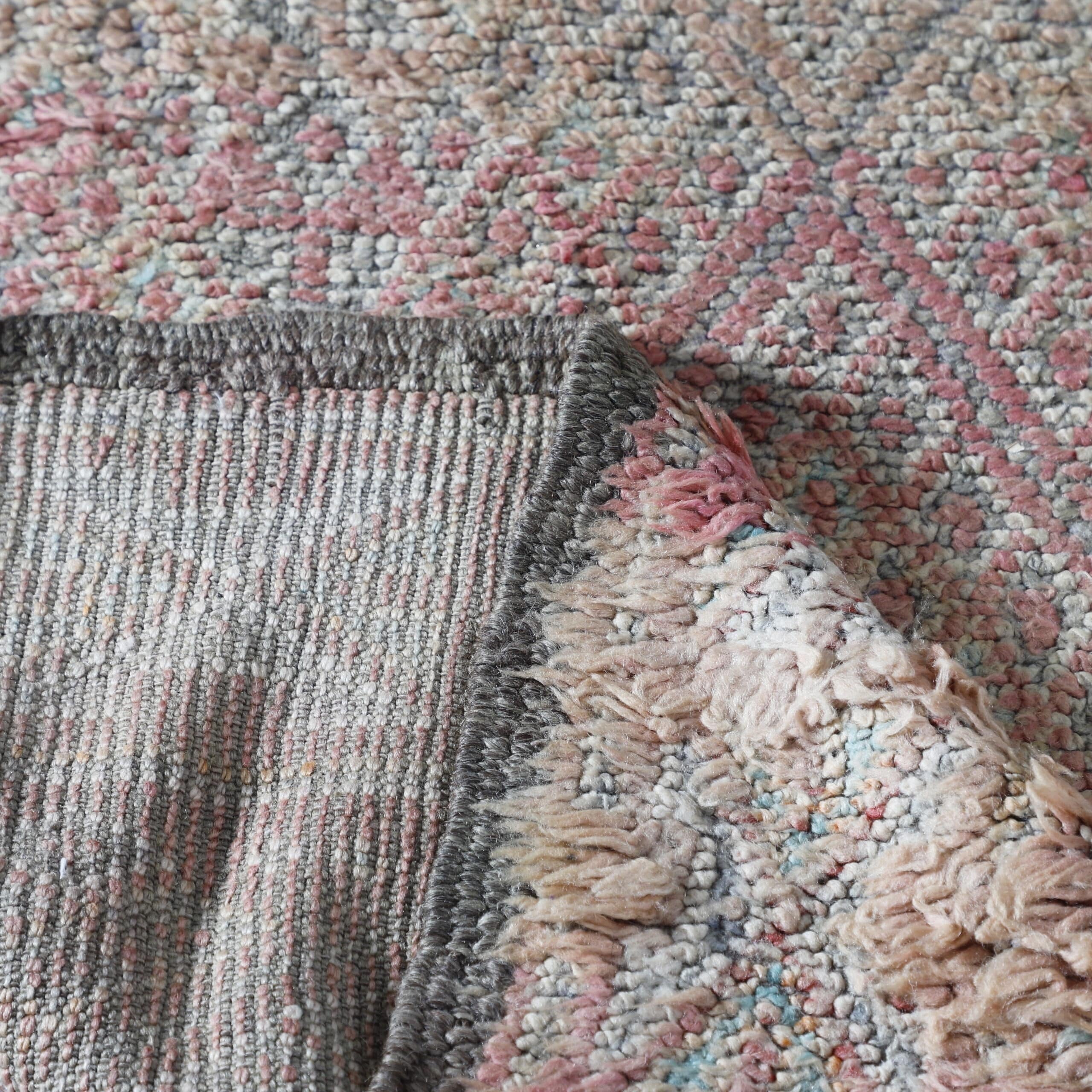 Vintage Beni Mguild Rug 9.5×6.1 Ft – Handcrafted Moroccan Wool Carpet