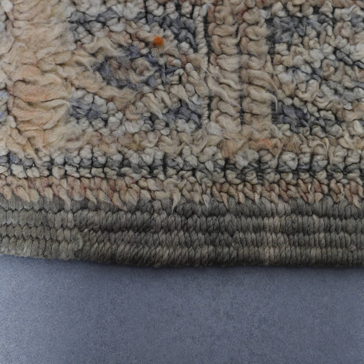 Vintage Beni Mguild Rug – 9.0×8.2 Ft Handmade Moroccan Carpet