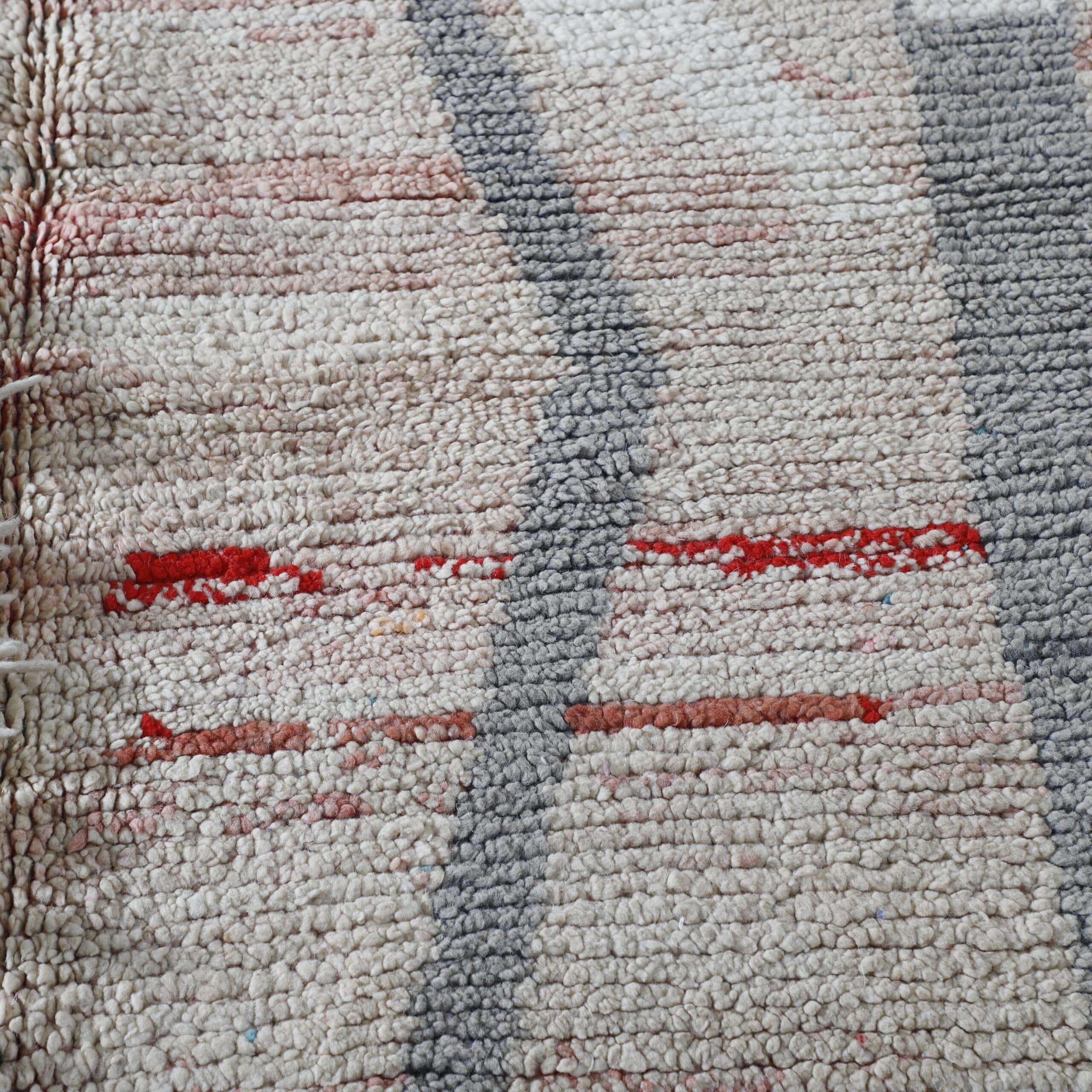 Vintage Boujaad Rug 8.3×5.4 Ft – Handwoven Wool