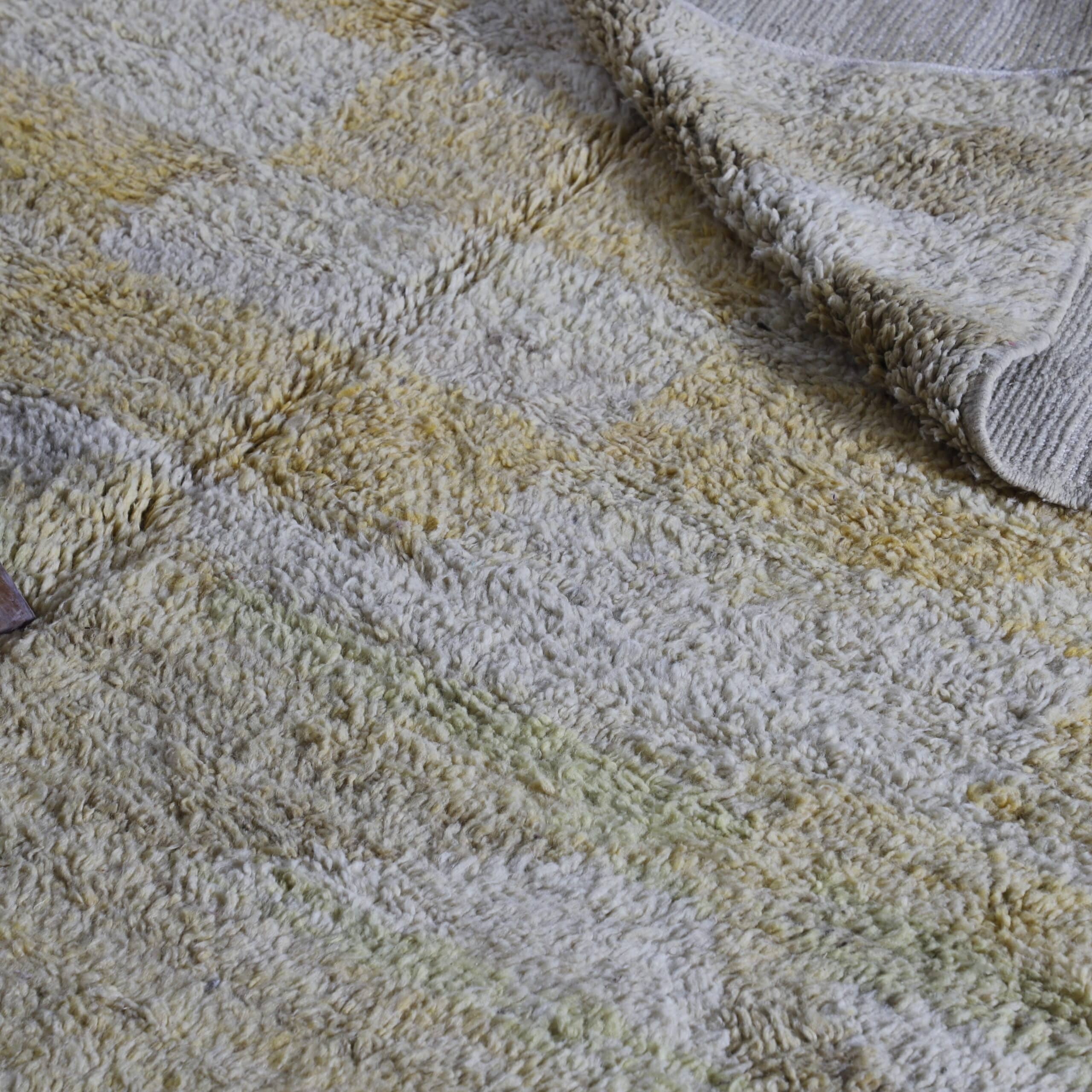 Yellow Boujaad Rug 9.3×6.3 Ft – Handmade Moroccan Wool Carpet