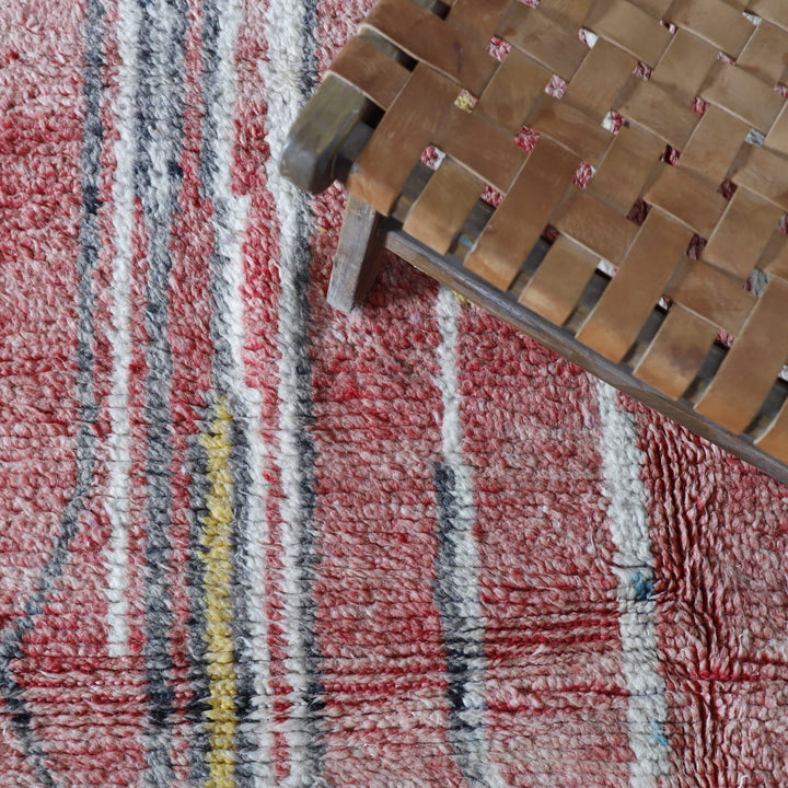 Abstract Boujaad Rug – Vintage Moroccan Handmade 8.7×5.3 Ft